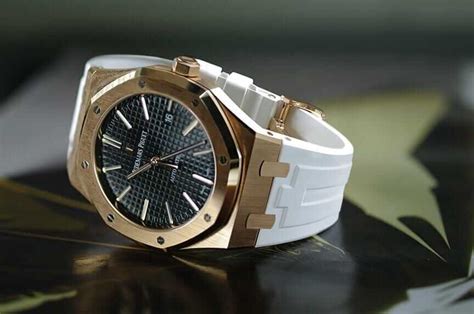 audemars piguet white rubber strap.